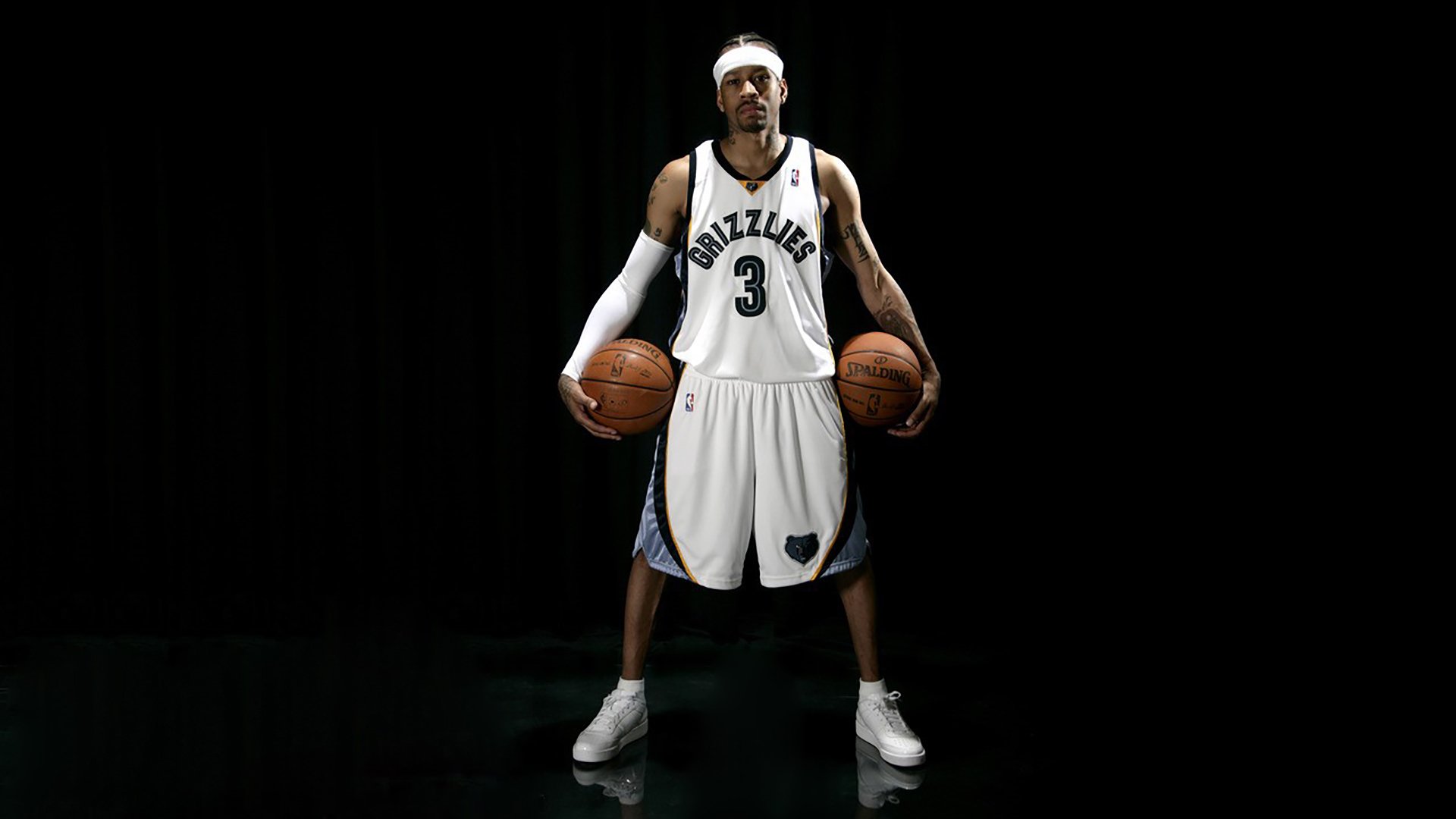 NBA季后赛四强战对决在即!罗马演练定位球,上海申花密集防守应对